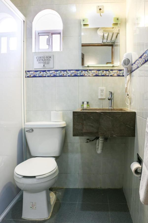 Suites Bajio León Buitenkant foto